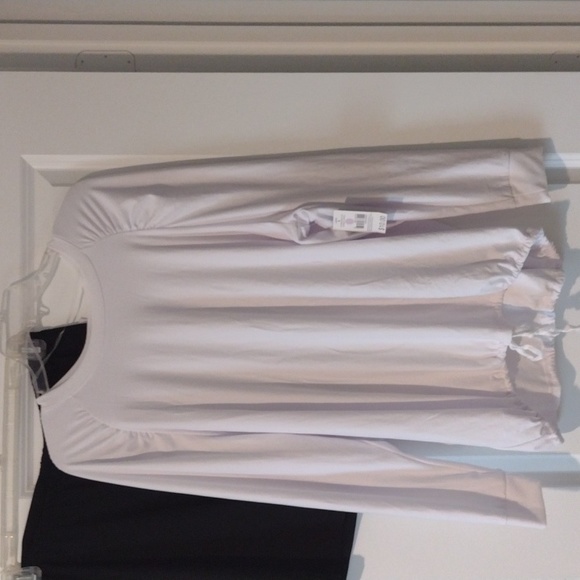 4pc bundle with earrings and bracelet nwt - Picture 3 of 13